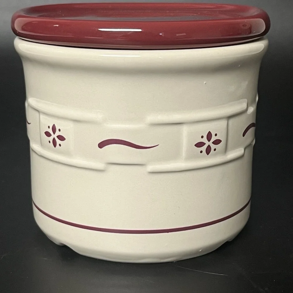 Longaberger Pottery Red Woven Traditions pint Crock, Lid, Coaster & New‎ Candle